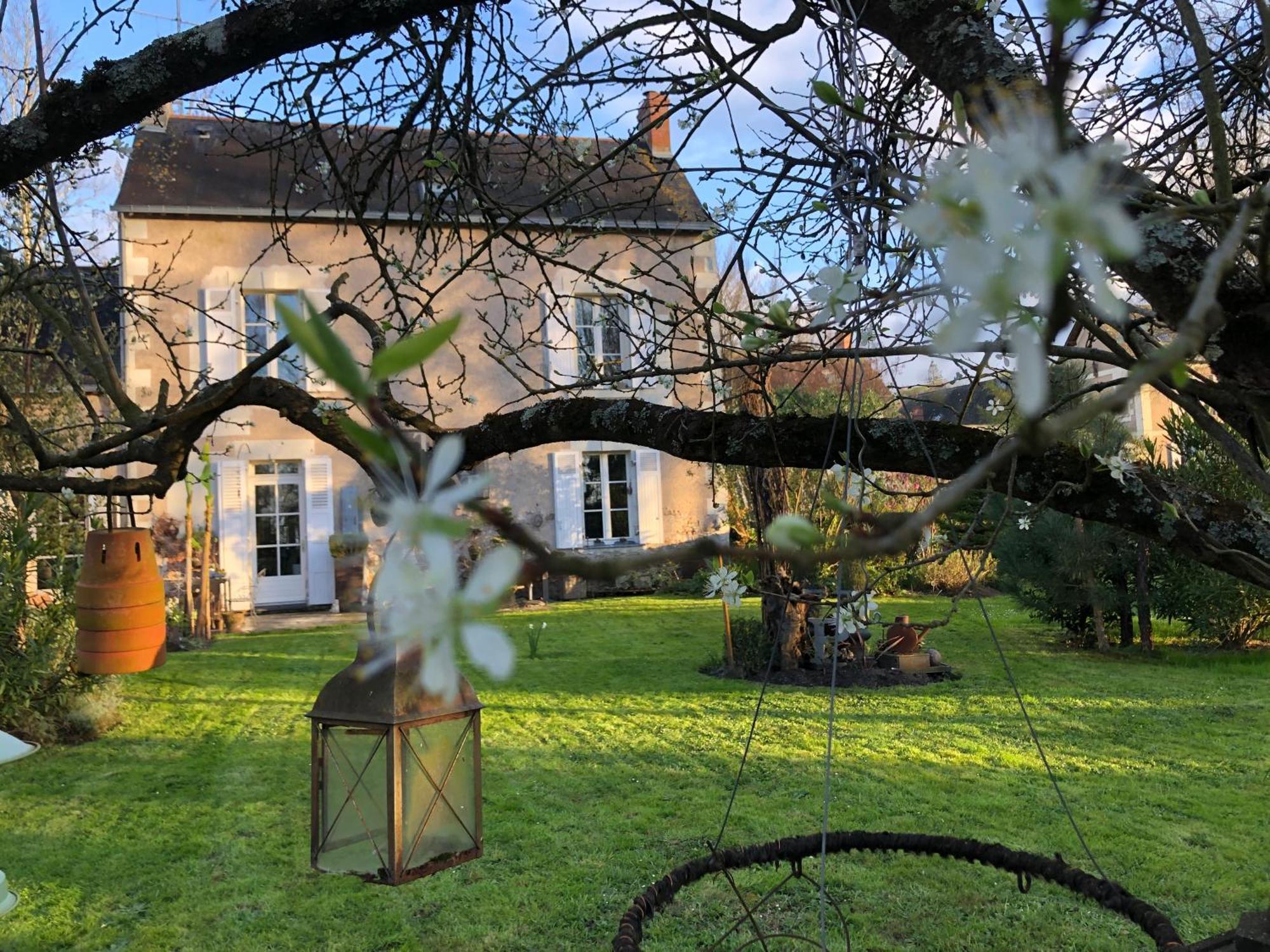 Bed and Breakfast La Thibautiere Blaison Экстерьер фото